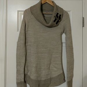 Beautiful warm sweater / tunic with cowl neck